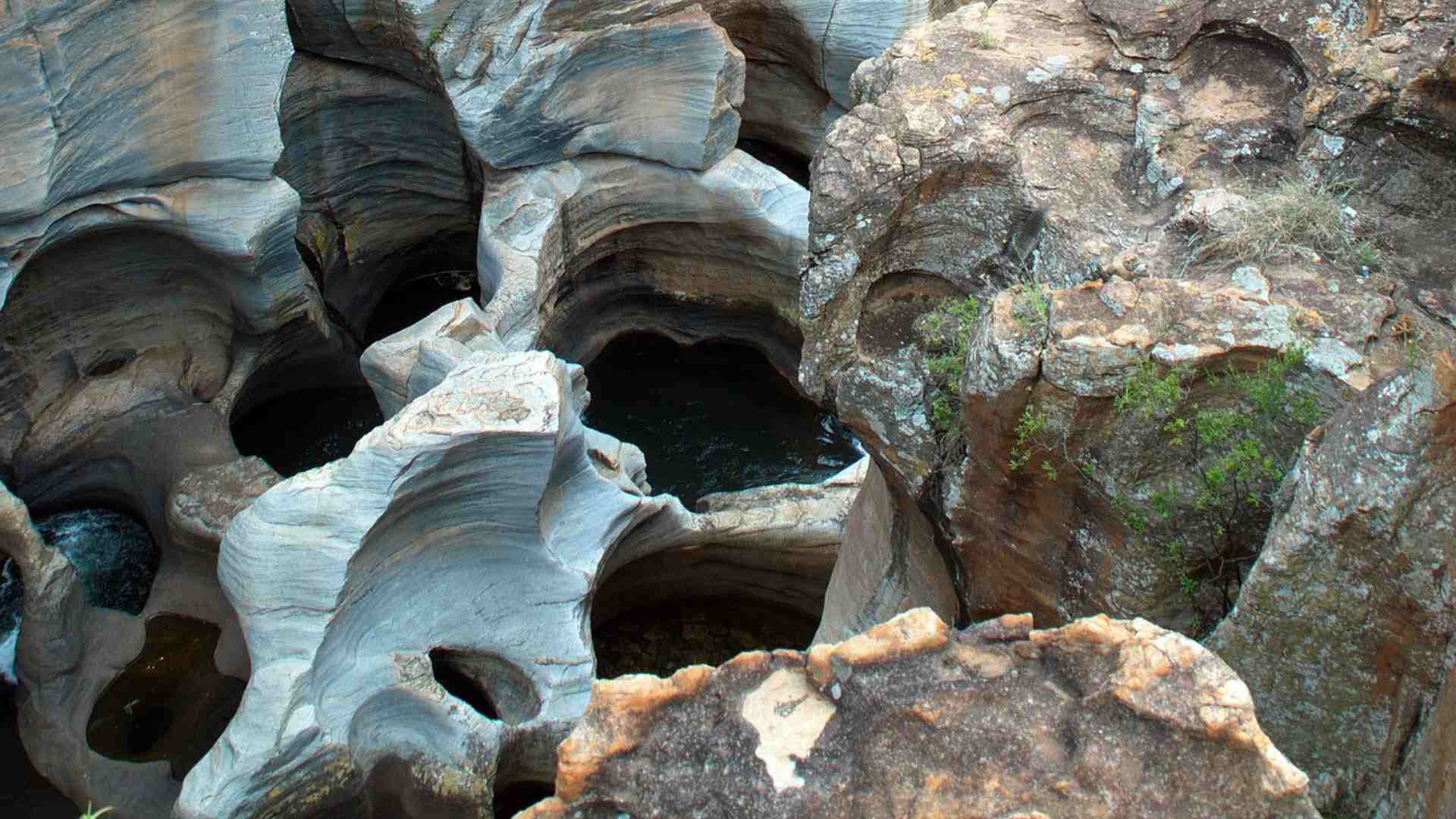 Bourke's Luck Potholes