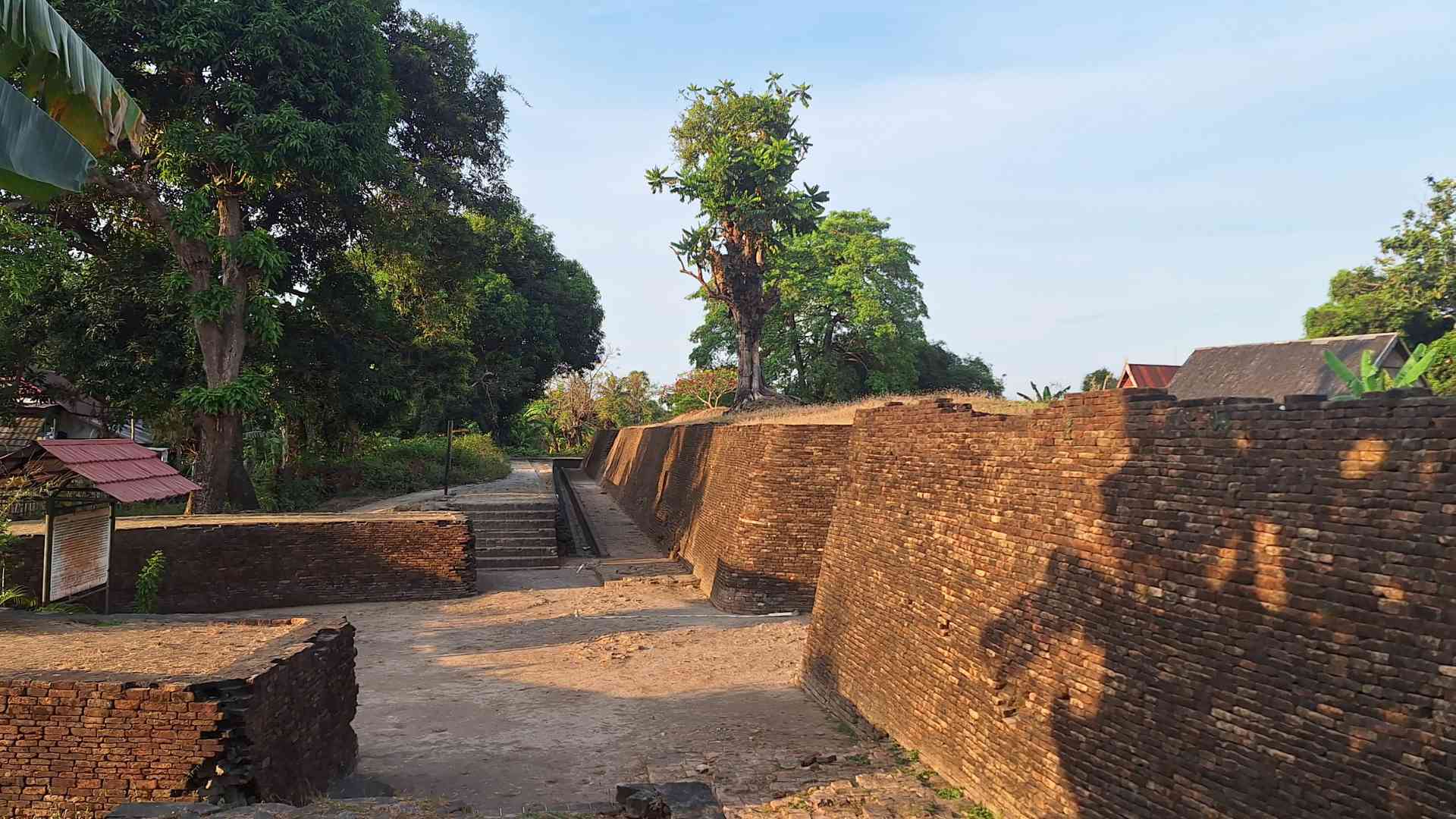 The walls of Fort Somba Opu