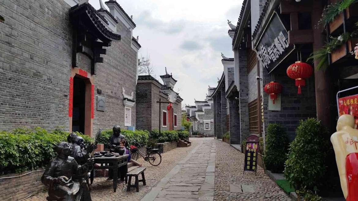 Explore South China! In an old street in Ganzhou, Jiangxi