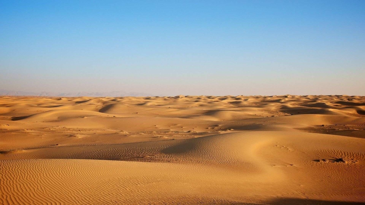 The vast spaces of Taklamakan Desert