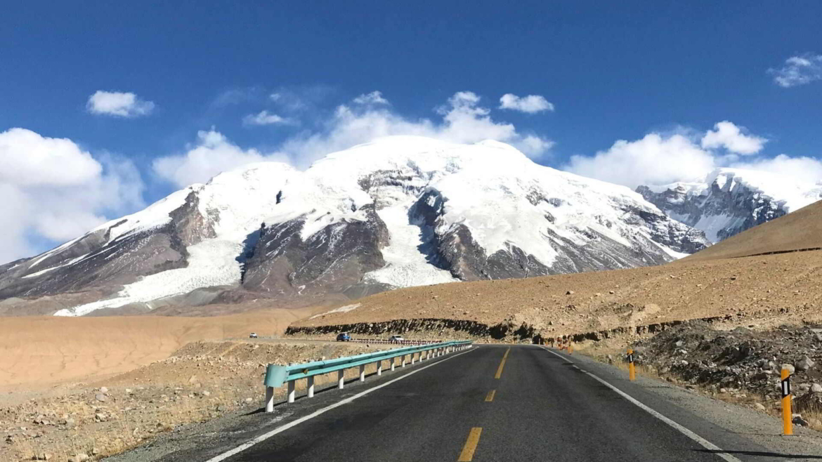 Travel on the Karakoram Highway in Xinjiang, China