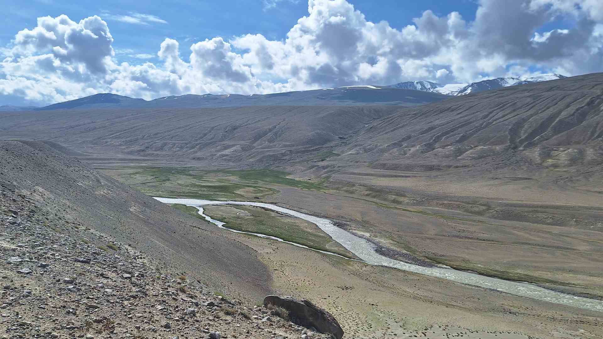 Pamir River valley, on the way between Langar and Khargush, beyond the Wakhan Valley