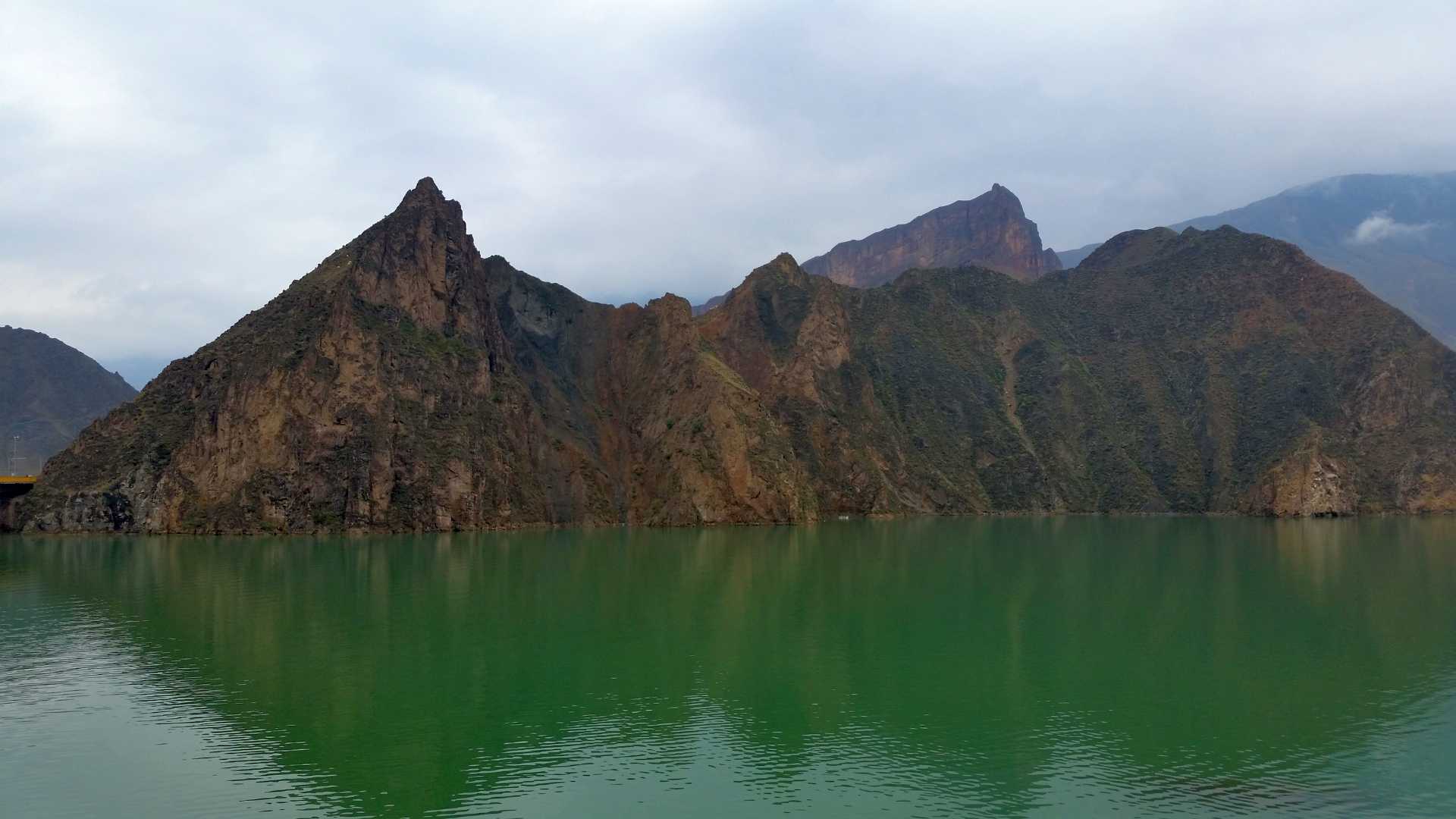 Yellow River on the way to Rebkong/Tongren