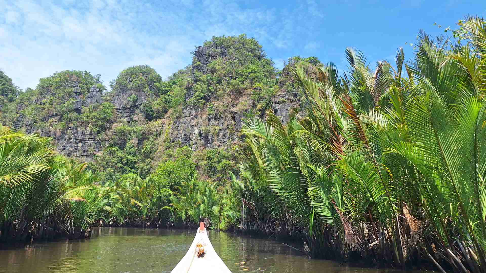 Boat trip on the river to Rammang Rammang
