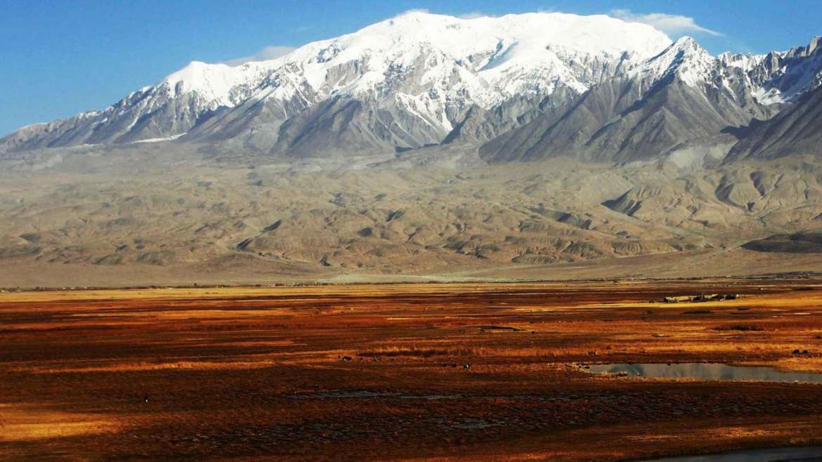 A view from the Karakoram Highway to Muztagh Ata, the second highest peak of Pamir
