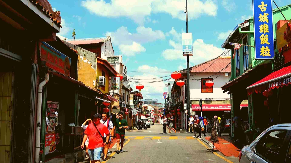 Places to visit in Melaka- Jonker Street