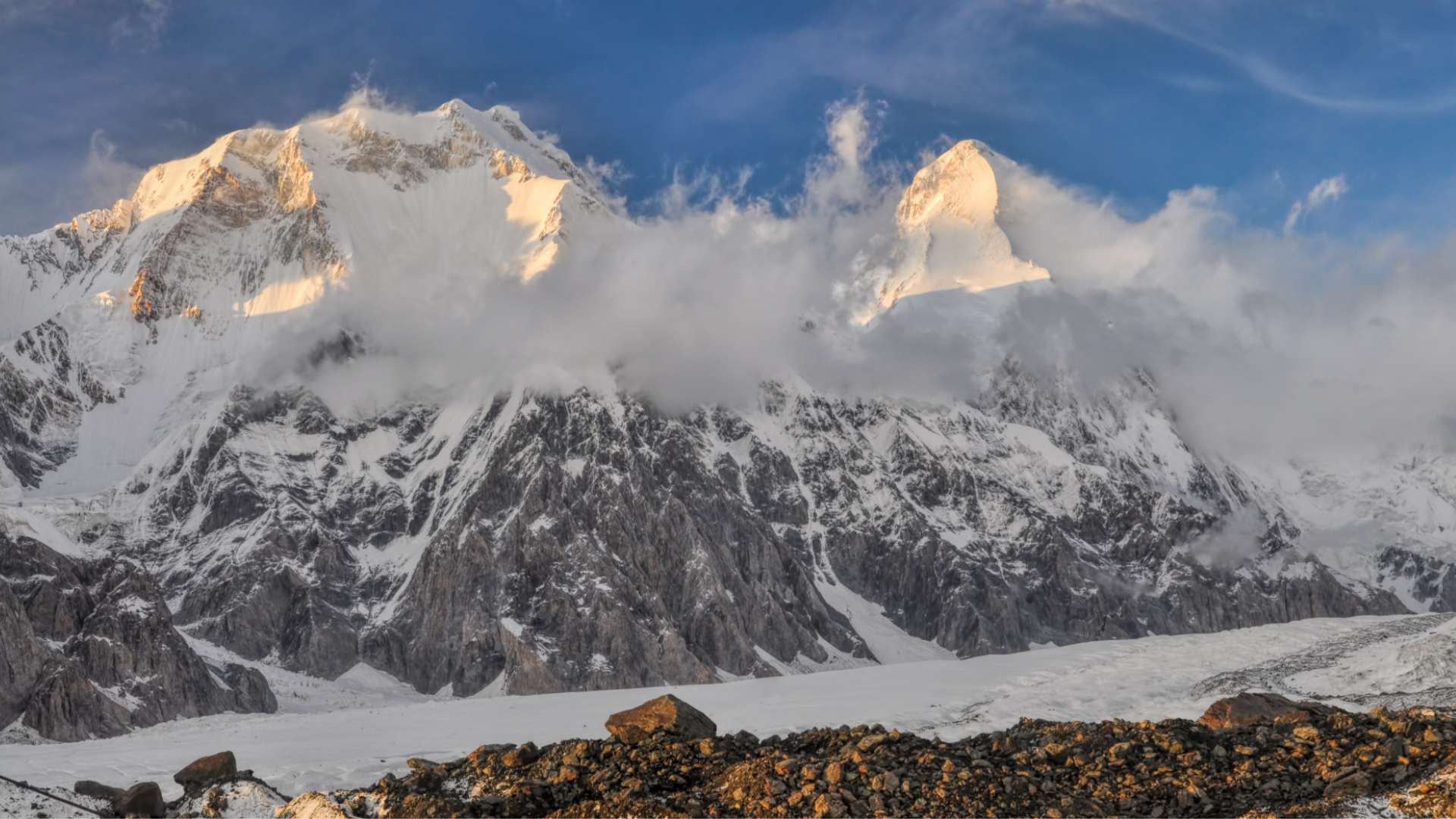 Tian Shan Mountains