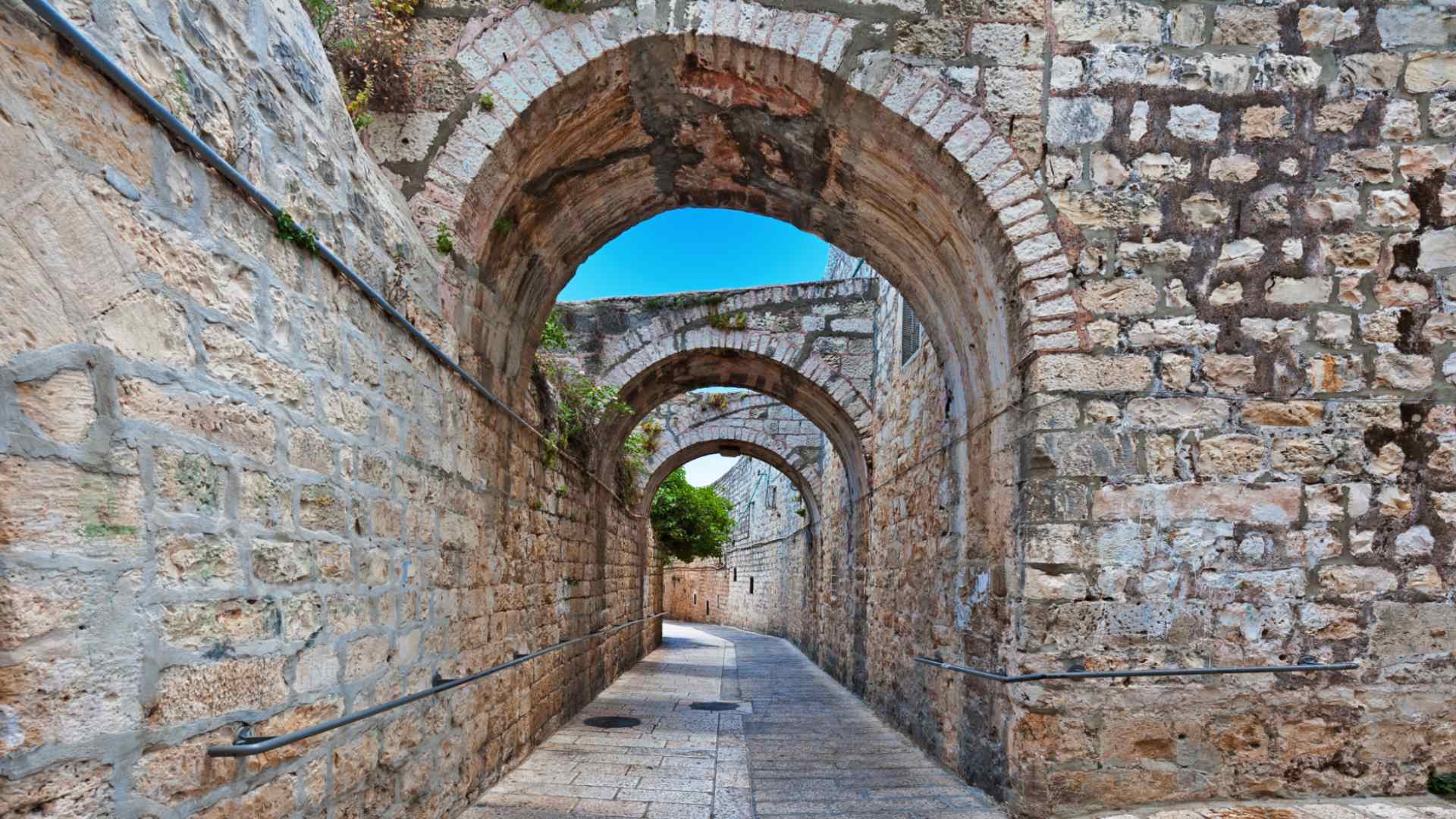 Unveiling the Old City of Jerusalem: Must-See Sites and Hidden Gems