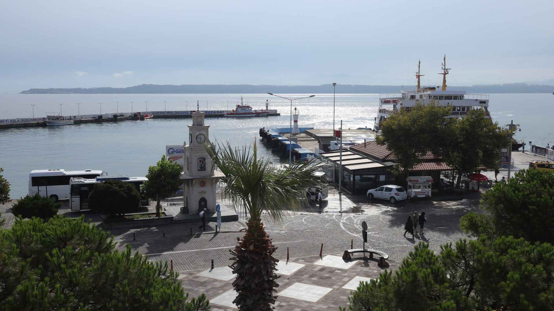 The clocktower and the port of Eceabad