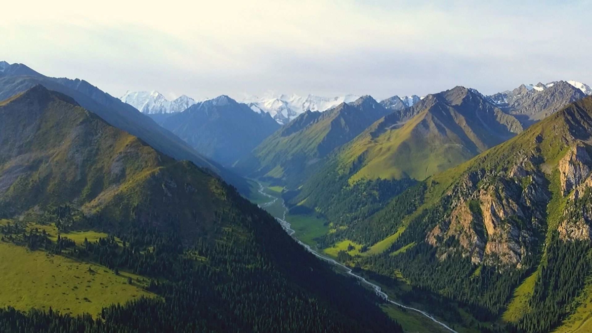 Trekking in Tianshan- Arashan Valley from above