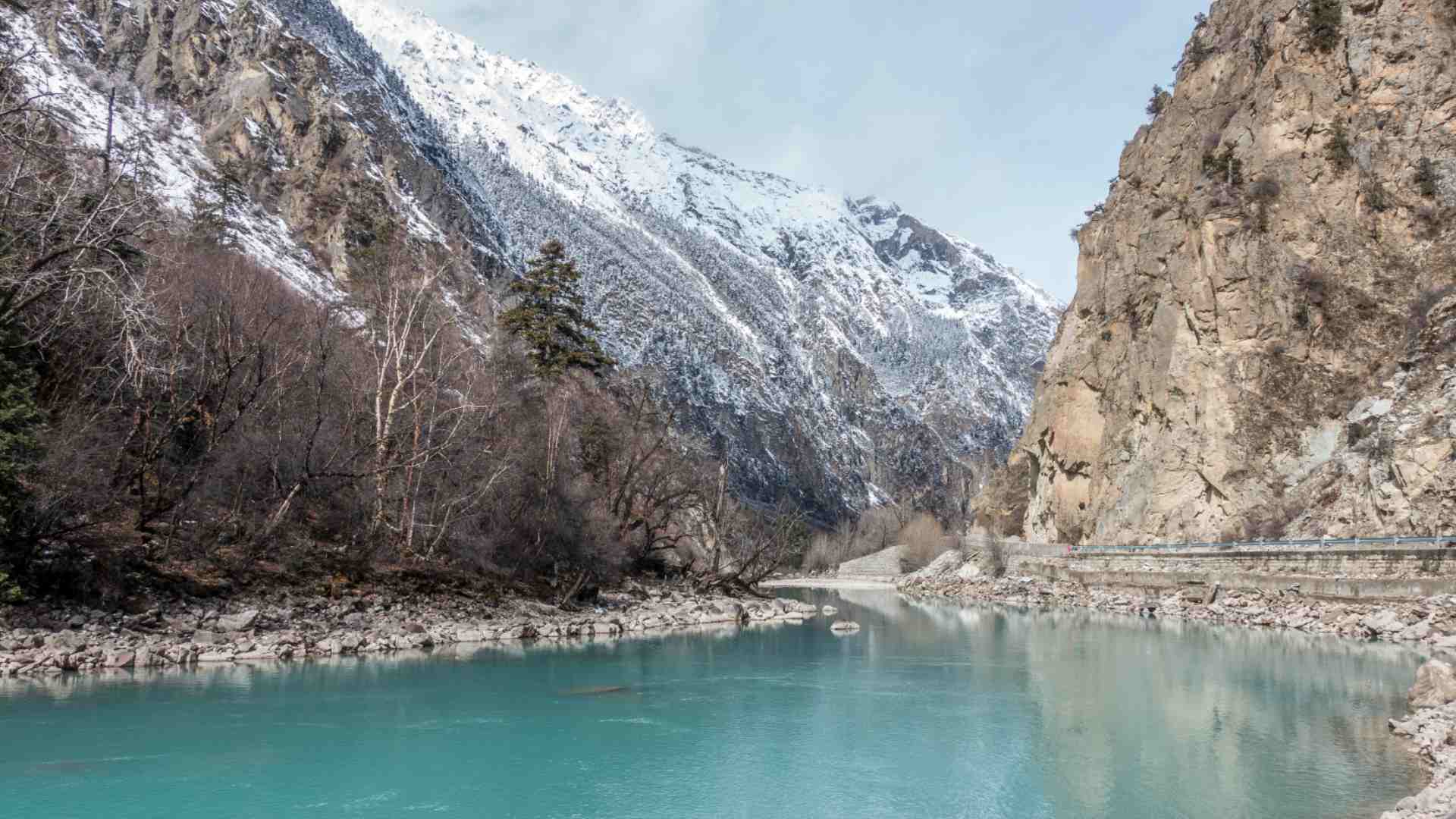 Yarlung Tsangpo River in the Lower Gorge