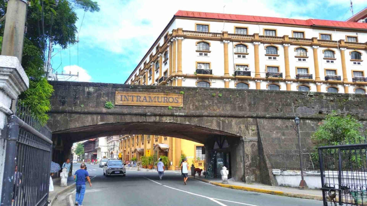 Manila, Intramuros