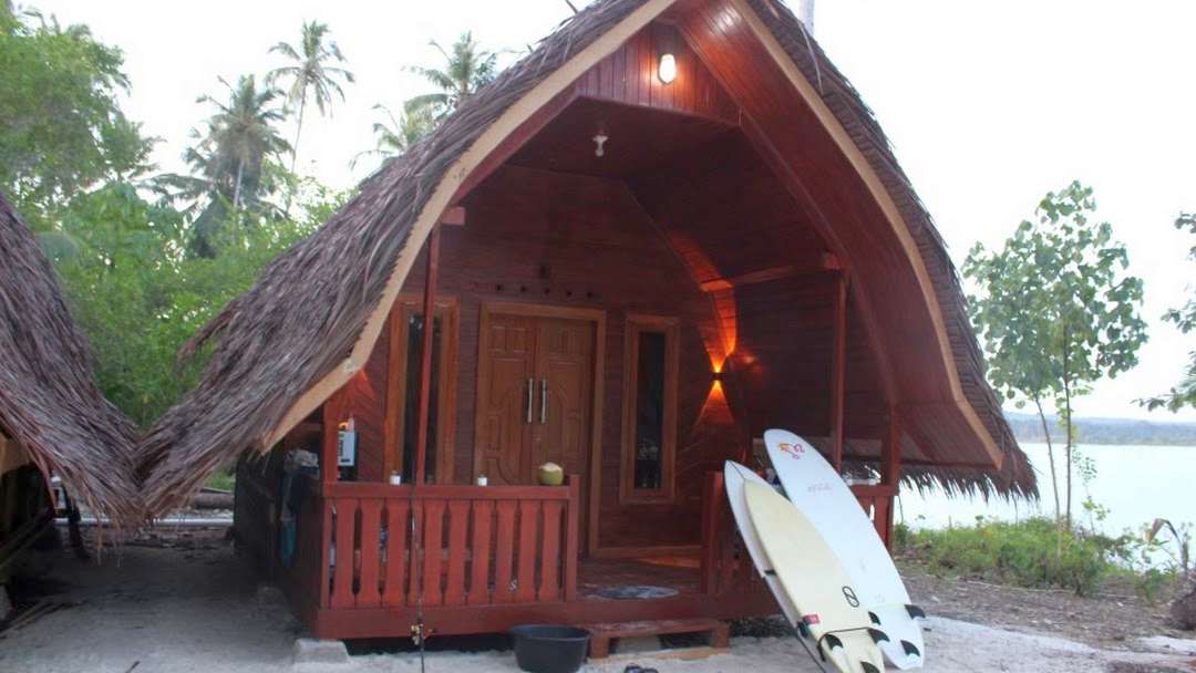 North Pagai Bungalows